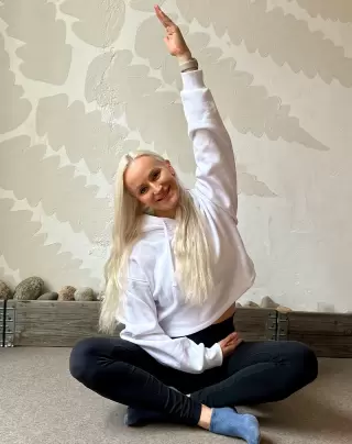 Workout with Aino 15 minuutin treenit -verkkovalmennus